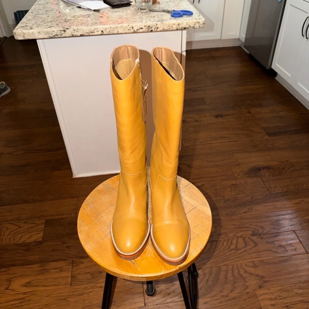 NWT Frye Camryn Tall Pull On Boots Size 9.5 - Picture 5 of 8